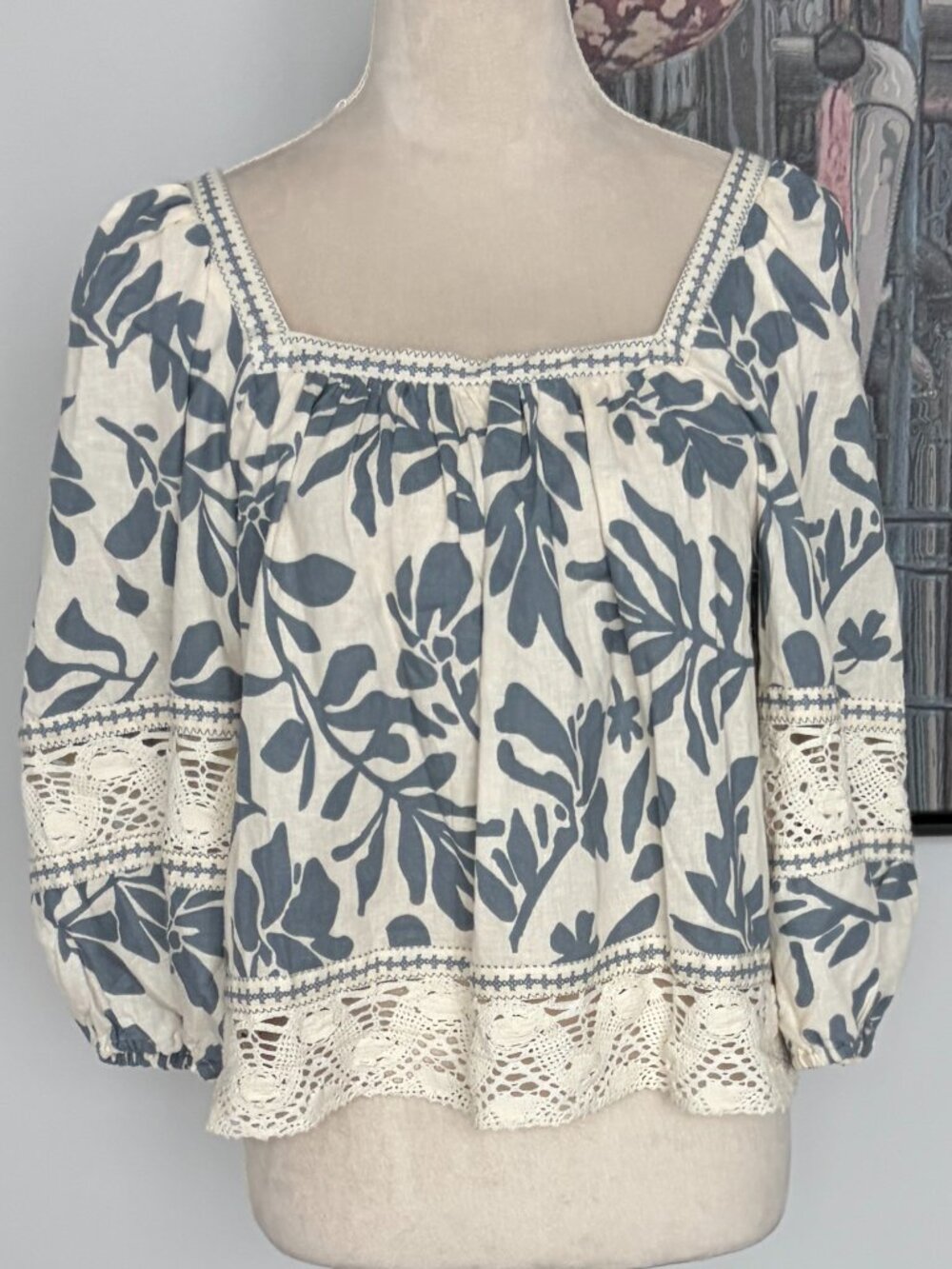 NWT Christian Siriano Blue/Cream Botanical Print Linen Top M